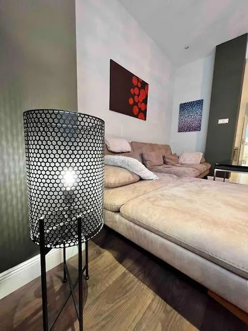 Perfectly Sumptuous Centre Apartment, 2-Minute Walk From Vitosha Boulevard Sofia Apartment